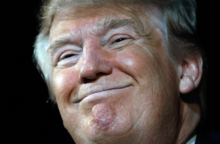 Папа римский усомнился в истинности христианской веры Дональда Трампа