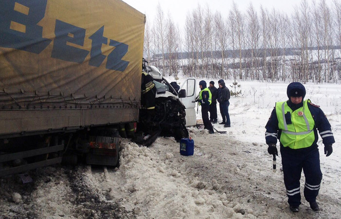 Девять человек погибли в ДТП в Пензенской области