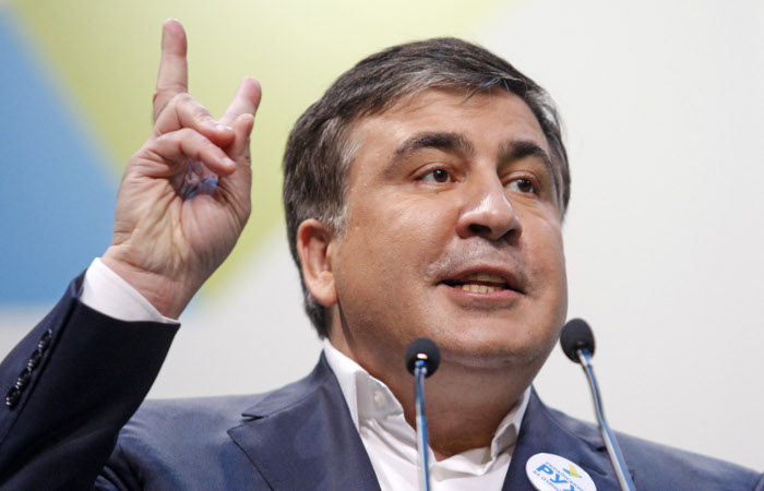 В пресс-службе Порошенко опровергли информацию об отставке Саакашвили