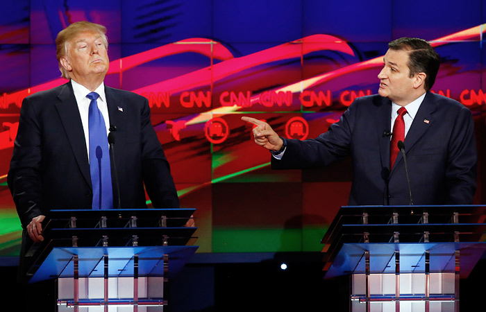 Дональд Трамп и Тед Круз во время дебатов