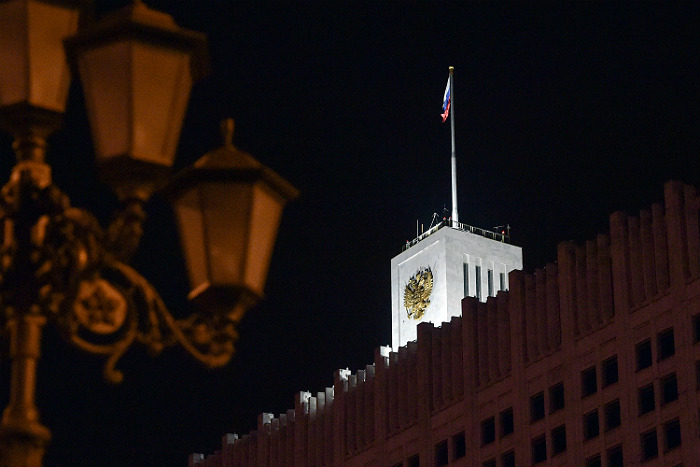 "Час Земли" в Москве стал частью траура по жертвам ростовской авиакатастрофы