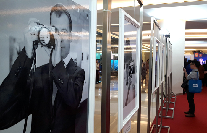 В Бангкоке открылась выставка фоторабот премьер-министра РФ Дмитрия Медведева