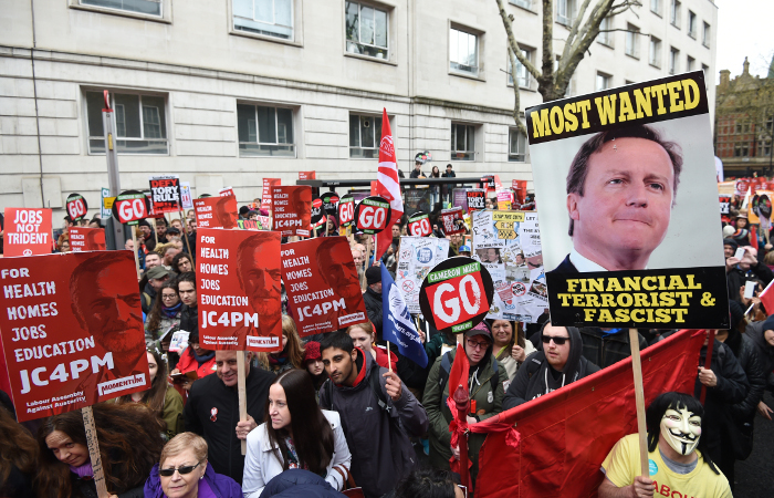 Британцы вышли на митинг против политики правительства в Лондоне
