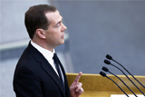 Медведев призвал ужесточить миграционное законодательство