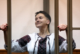 Савченко согласилась прекратить голодовку после разговора с Порошенко