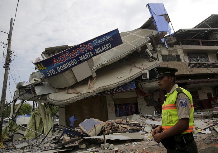 Число погибших в результате землетрясения в Эквадоре достигло 587