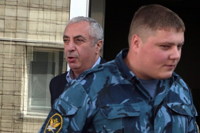 Суд в Новосибирске заочно арестовал сына экс-советника губернатора