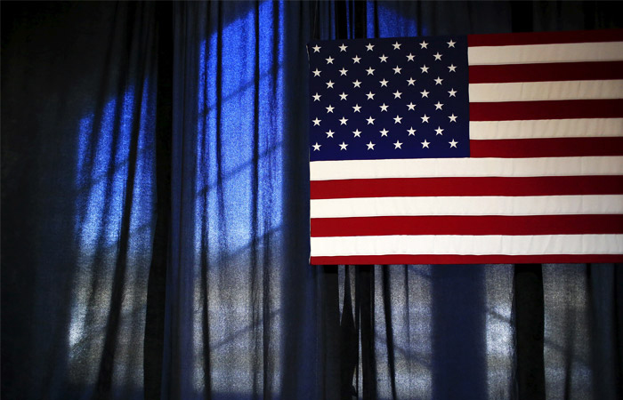 WSJ рассказал об ожиданиях экономистами сроков повышения ставки ФРС