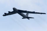 Бомбардировщик B-52 упал на острове Гуам