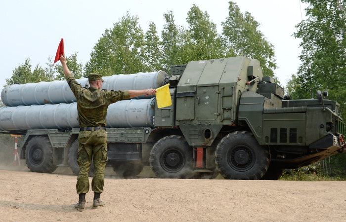 Глава "Ростеха" анонсировал поставку Ирану четырех дивизионов С-300