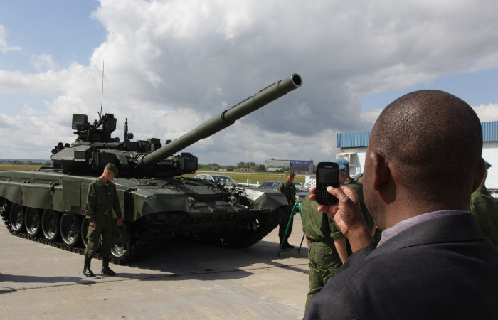 Москва отказалась поставлять Тегерану наступательное оружие