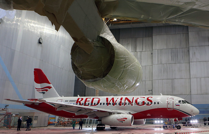 Red Wings с 1 июля ограничит коммерческую эксплуатацию SSJ-100