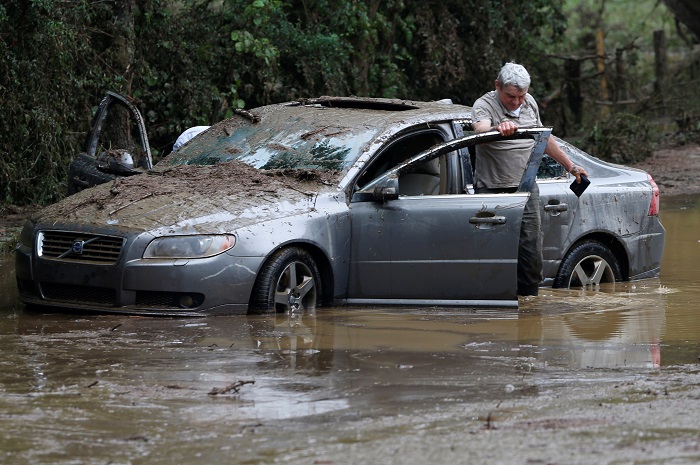 В Бельгии ливневые дожди затопили две провинции