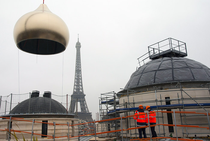 Экс-акционеры ЮКОСа передумали претендовать на российскую землю в Париже