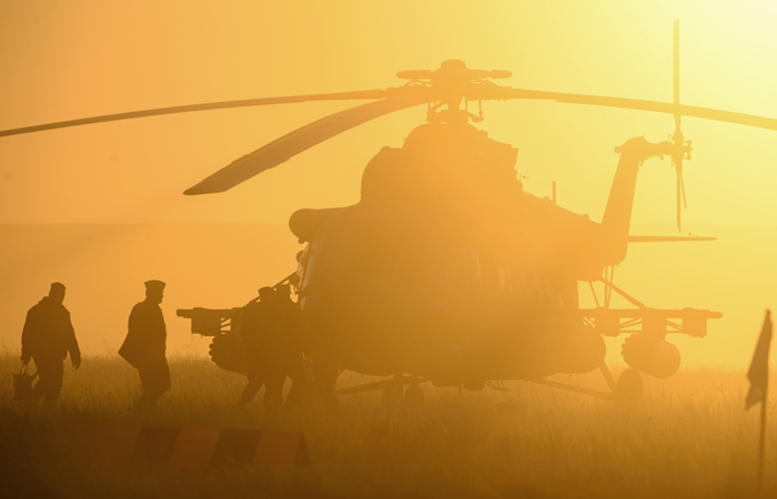 Ми-8 с военнослужащими совершил жесткую посадку на Ямале