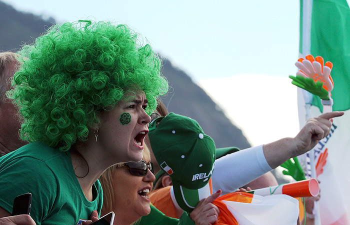 Фанаты Ирландии на женской гребле