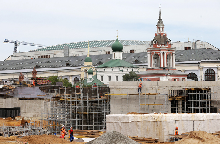 Парк "Зарядье" в Москве достроят в 2018 году