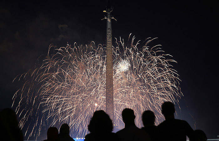 Салют в День города на Поклонной горе