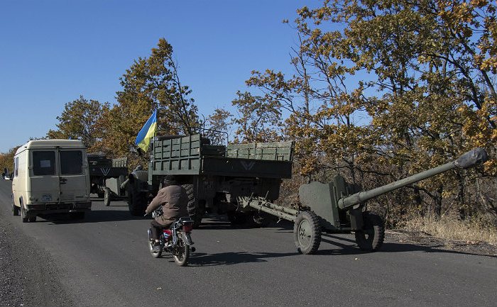 На Украине заявили о переносе отвода сил в районе Станицы Луганской
