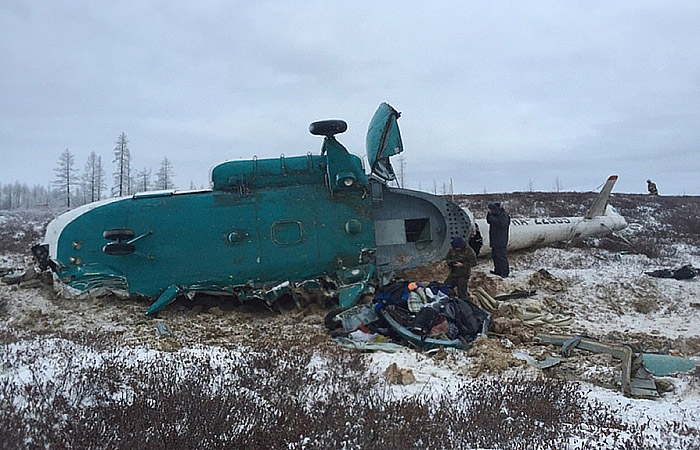 Власти ЯНАО выплатят семьям погибших в крушении Ми-8 по 1 млн рублей