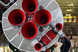 "Роскосмос" приостановит поставки ракет во Францию из-за дела ЮКОСа