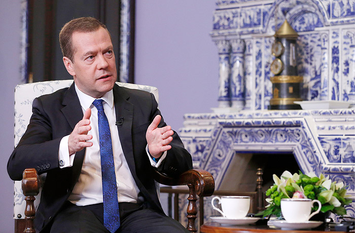 Медведев заявил о готовности "разморозить" отношения с Вашингтоном