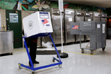 Избирательные участки открылись более чем в 20 штатах США