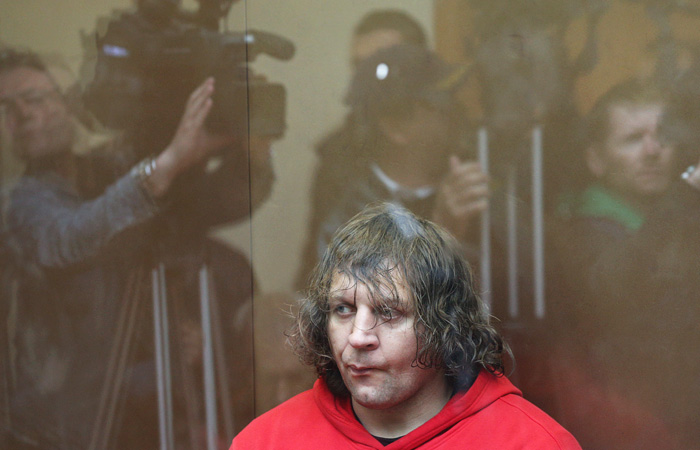 Суд заменил Александру Емельяненко тюремный срок исправительными работами