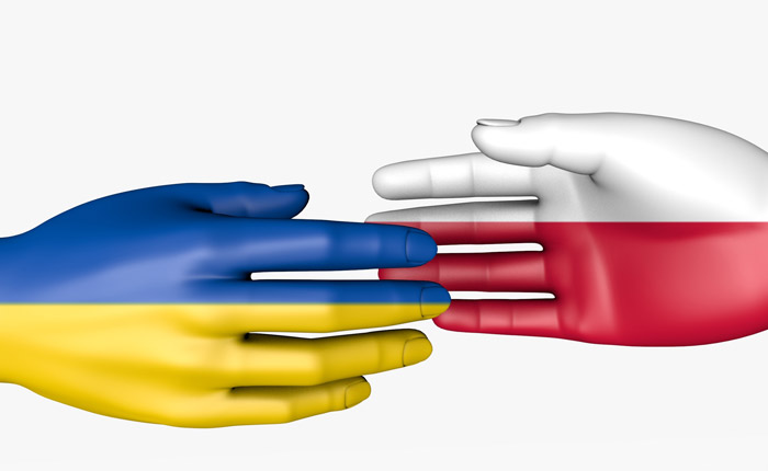 Киев потребовал от Варшавы расследовать антиукраинский инцидент в Перемышле