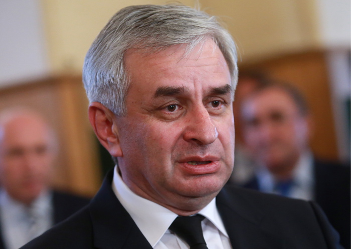 Президент Абхазии предложил оппозиции ряд министерских должностей