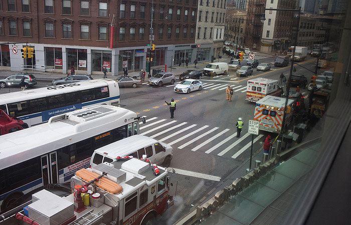 Авария поезда в США произошла из-за столкновения с тупиковым упором