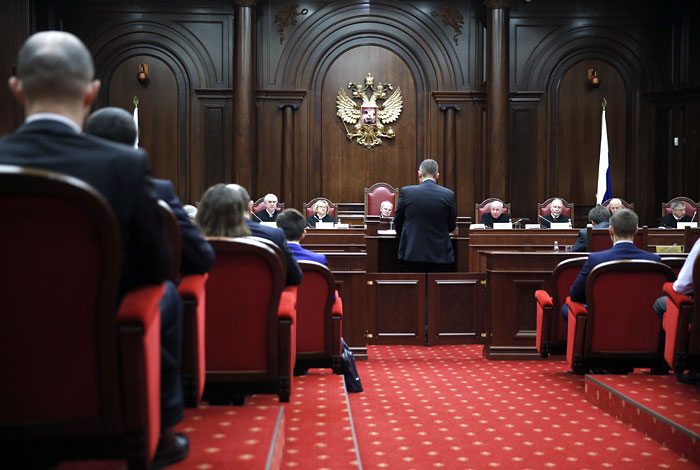 В КС РФ назвали "дело ЮКОСа" первым в истории случаем своего полного несогласия с ЕСПЧ