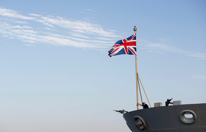 Минобороны напомнило Великобритании о проблемах с ее собственным флотом