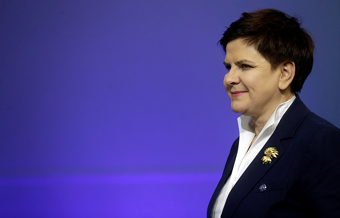 Попавшая в ДТП премьер Польши будет руководить правительством из больницы