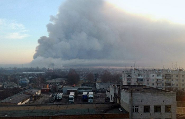 ДНР и ЛНР отвергли обвинения в причастности к пожару на украинском арсенале