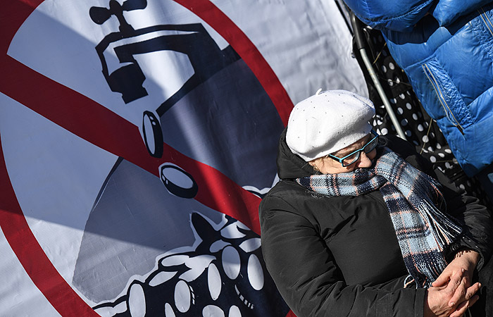 Жители Новосибирска вновь вышли на митинг против резкого роста тарифов ЖКХ