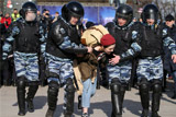 В ходе несогласованной акции в Москве задержали свыше тысячи участников