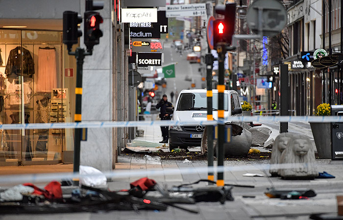 Полиция Швеции посчитала задержанного исполнителем теракта в Стокгольме