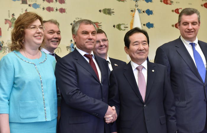 Володин поддержал предложение корейского коллеги о сотрудничестве в цифровой экономике