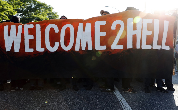 Акция антиглобалистов в Гамбурге прервана