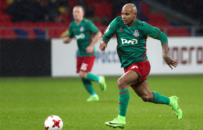 Бразильский футболист "Локомотива" Ари попросил российское гражданство