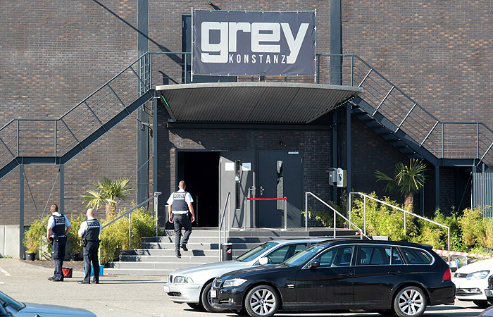 Полиция отвергла связь стрельбы в ночном клубе в Германии с терроризмом