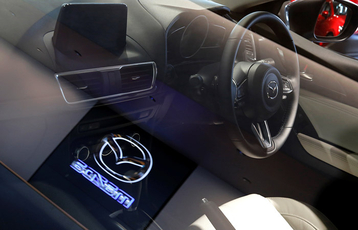 Mazda разработала экономичный бензиновый двигатель без свечей зажигания