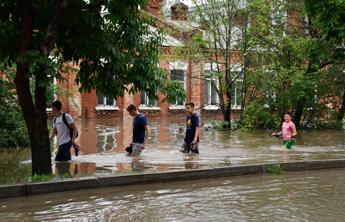 Глава Приморья попросил помощи из федерального бюджета для ликвидации последствий наводнения