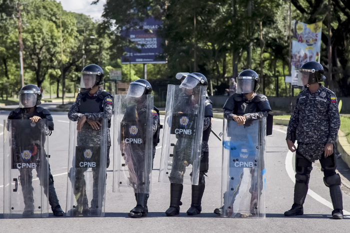 В метро столицы Венесуэлы произошла серия взрывов