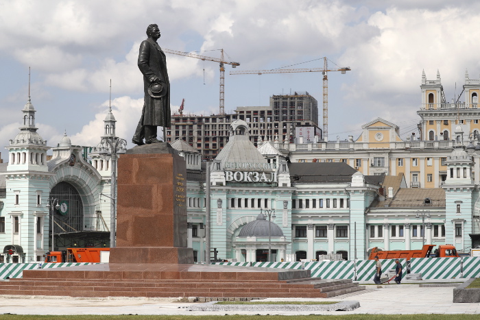 Площадь Тверской Заставы в Москве закрыли для транспорта до понедельника