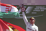 Хэмилтон выиграл Гран-при Италии "Формулы-1" и возглавил чемпионат