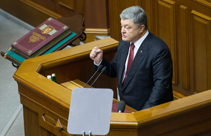 Порошенко заявил о праве Украины на поместную церковь