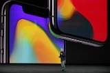 Apple представила "безрамочный" телефон iPhone X