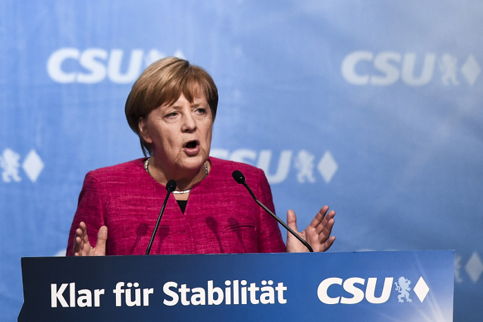 Опросы предсказали уверенную победу партии Меркель на выборах в ФРГ